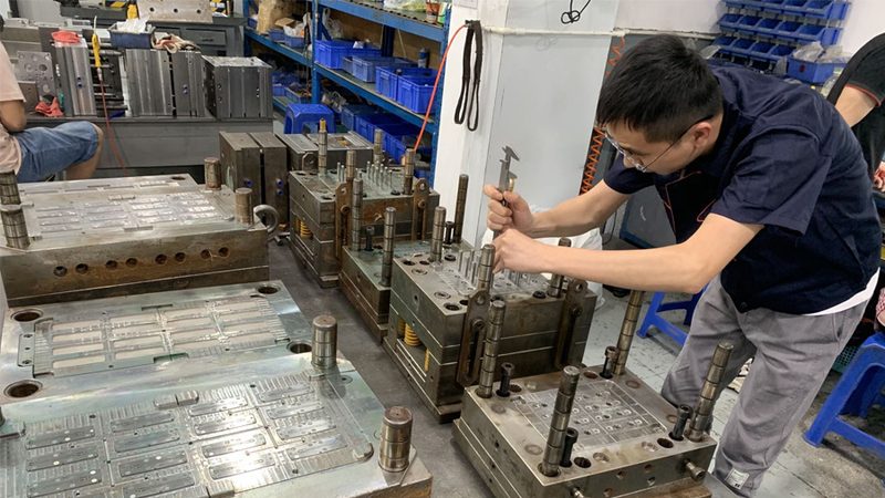 五金模具常用材料揭秘：型号与性能解析