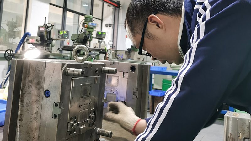 广东精密橡胶模具：揭秘其关键工艺与选型要点