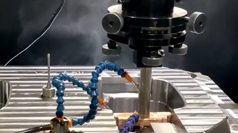 模具加工设备操作步骤详解：从准备到完成